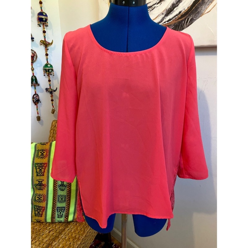 Studio Y Lace Short Sleeve Blouse